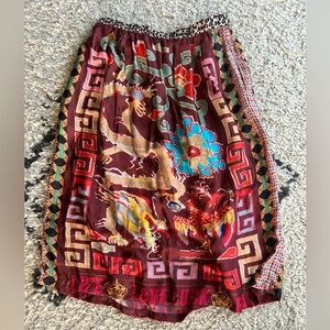 Me369 Rosalee dragon skirt xs/s